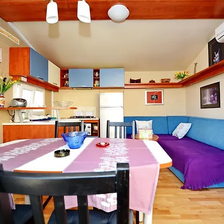 Mobile Batur 3* Петрчане